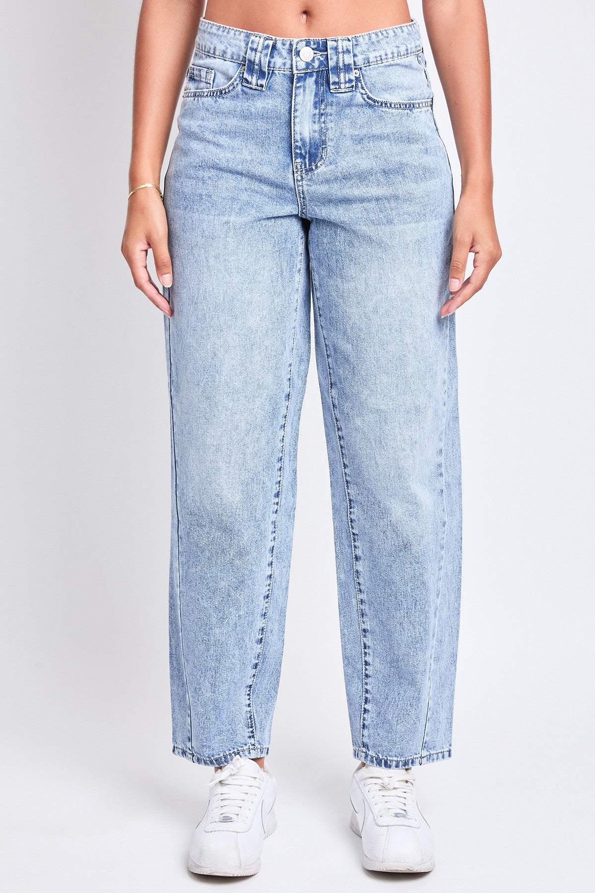 The Brielle Barrel Jean