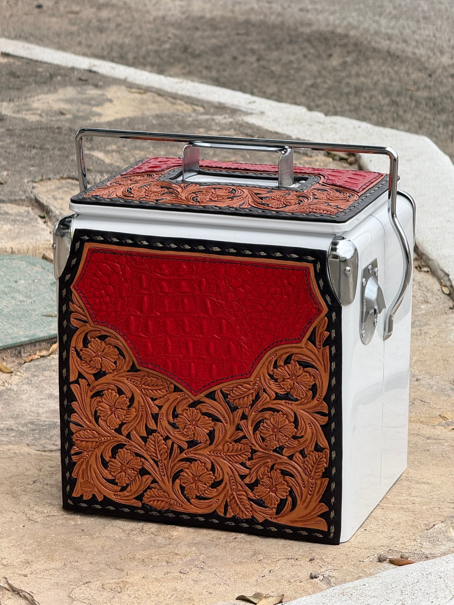 Retro Rodeo White Cooler- Red Gator