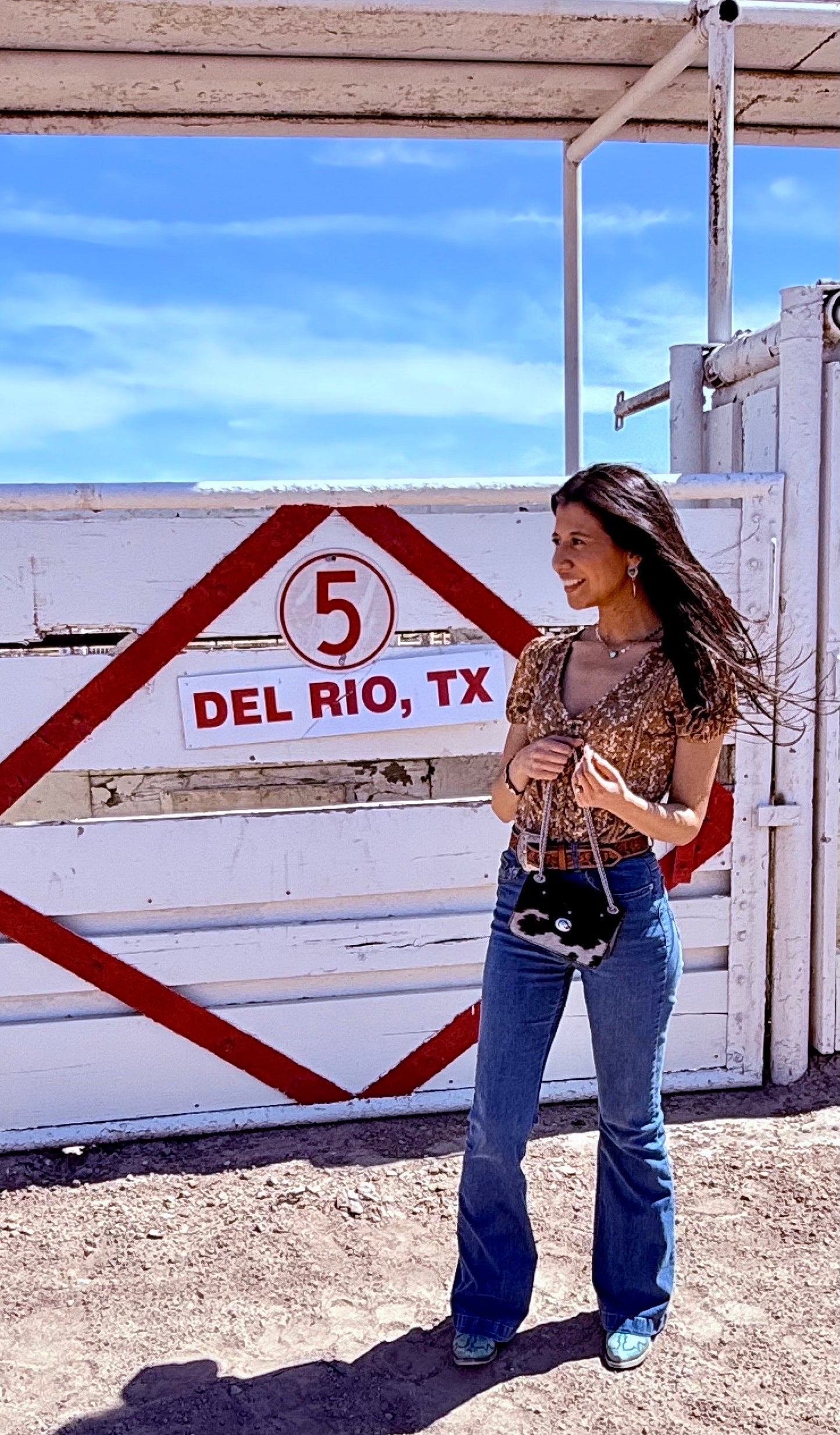 The Cowgirl Stadium- BLACK