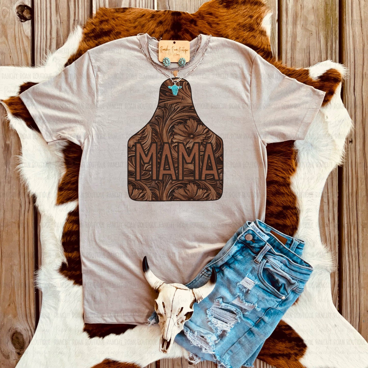 Tooled Leather Mama Ear Tag Tee – Western Mom Graphic Shirt: XL