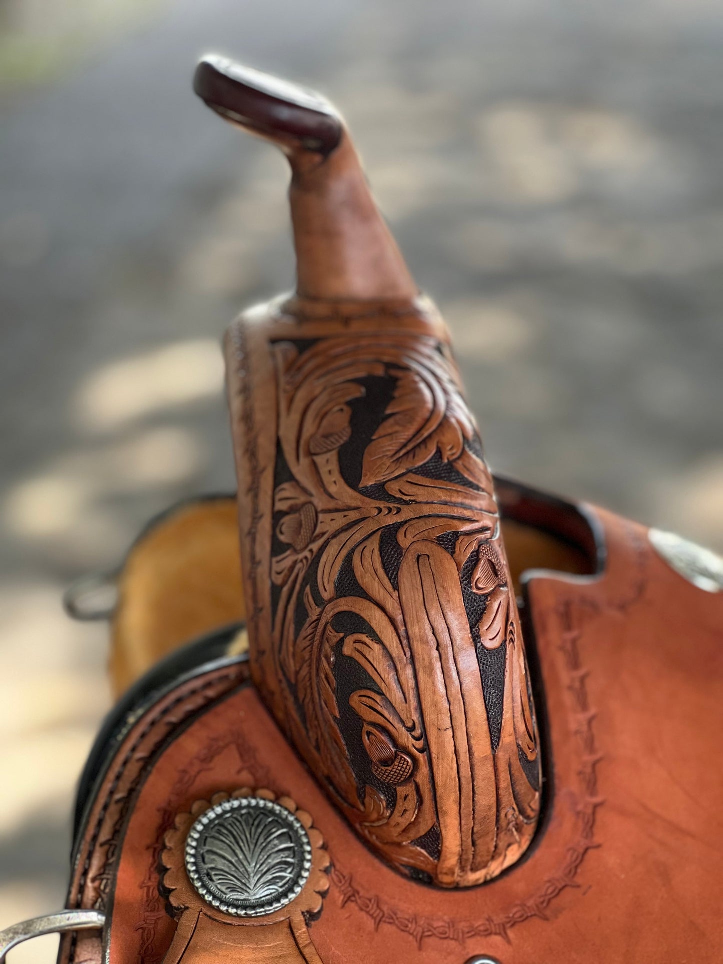 15" Cowboy Feather Barrel Saddle
