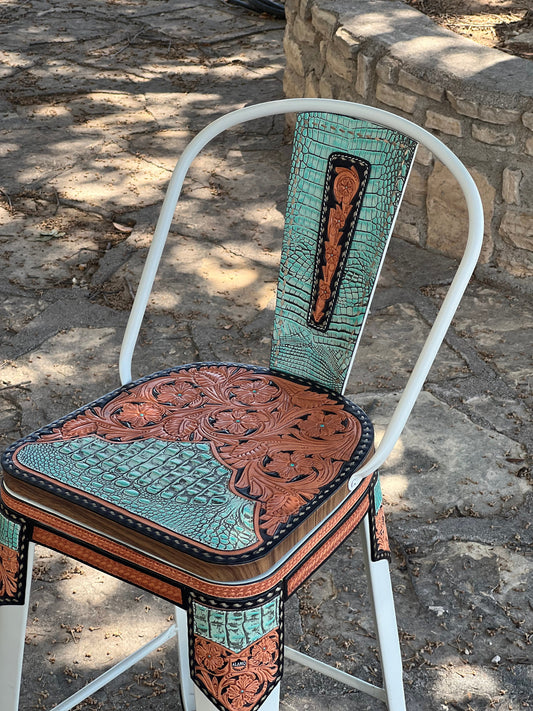 (STOCK) SET OF 2 30" THE TURQUOISE GATOR w/ Tall Back in WHITE