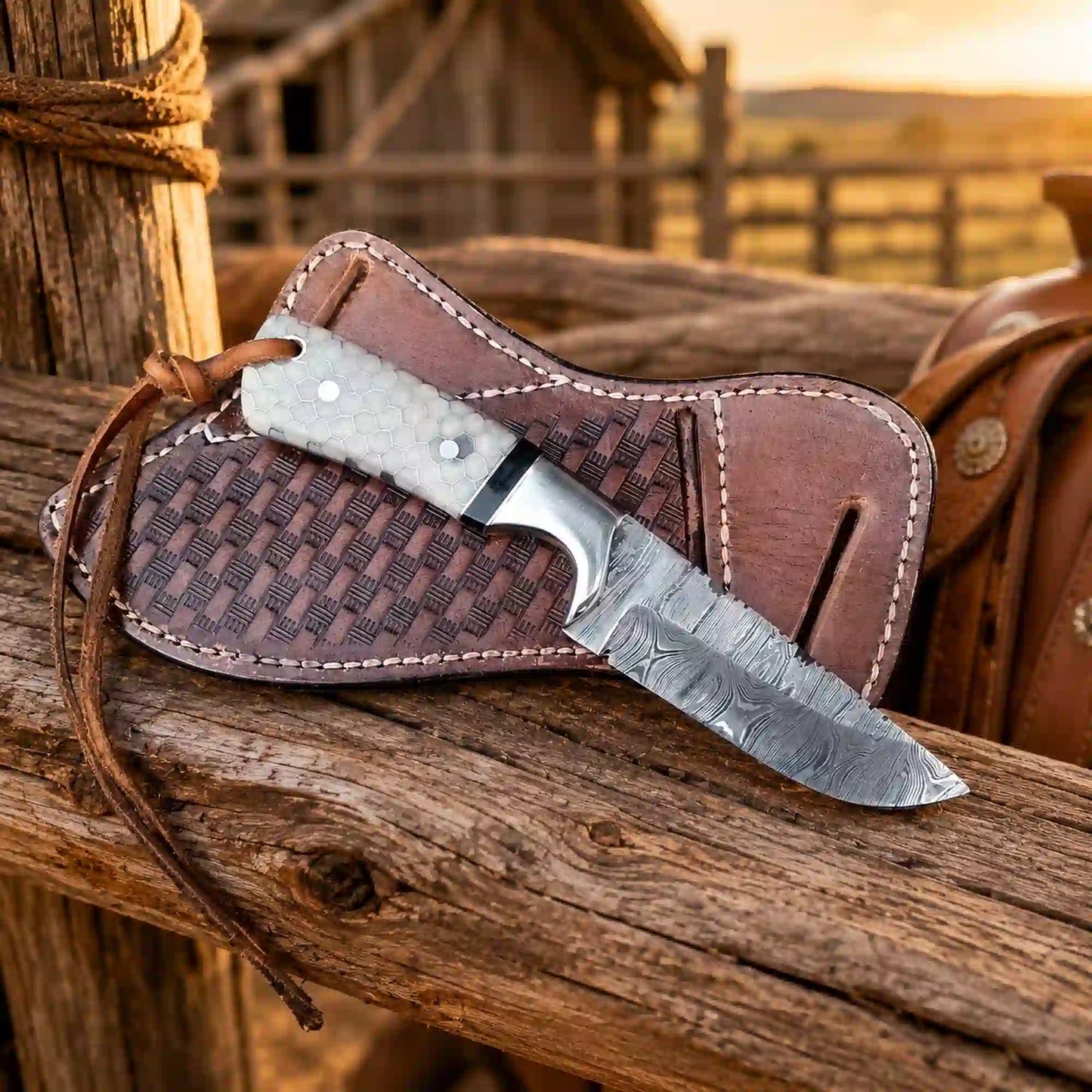 Buckaroo Knife | Damascus Steel with Pakka Wood Handle