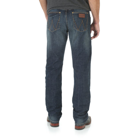 Men's Wrangler Retro® Limited Edition Slim Straight Jeans